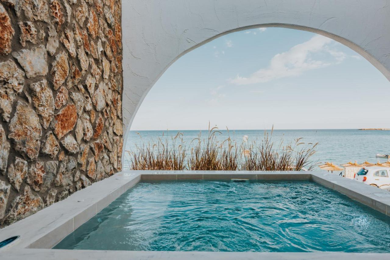 Delfini Beach Hotel & Suites Archangelos  Ngoại thất bức ảnh