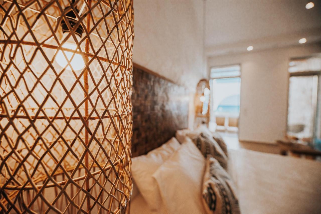 Delfini Beach Hotel & Suites Archangelos  Ngoại thất bức ảnh