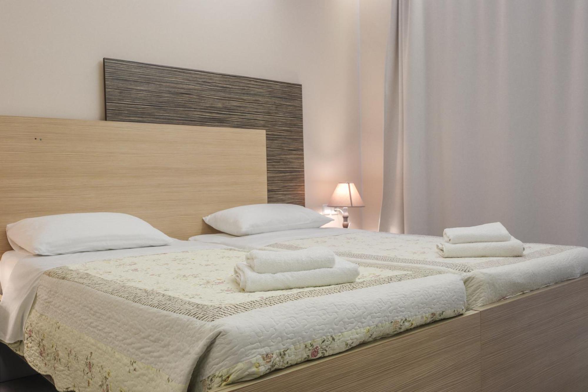 Delfini Beach Hotel & Suites Archangelos  Ngoại thất bức ảnh